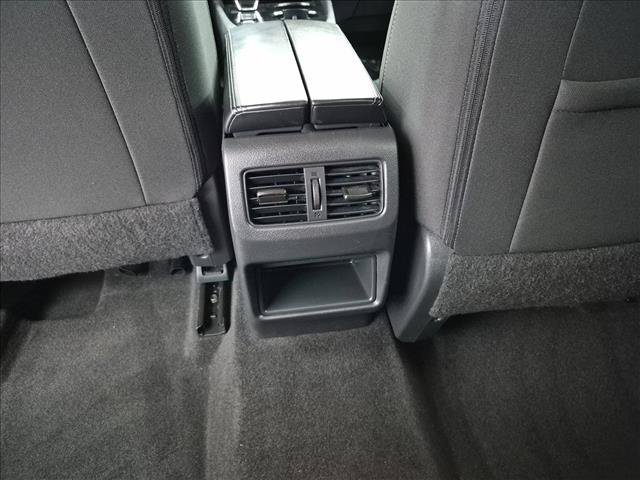 Used 2024 Nissan Rogue S FWD image 18