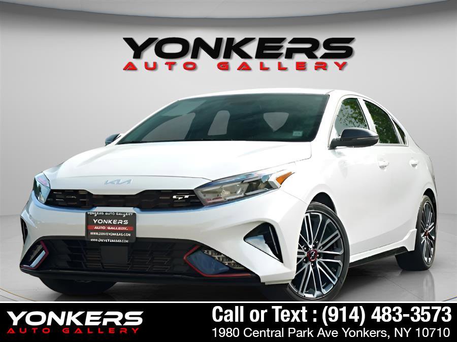 Used 2024 Kia Forte GT image 3