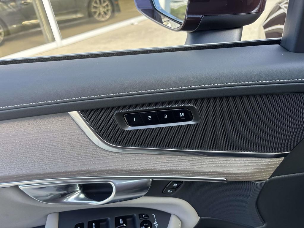 New 2026 Volvo XC90 B5 Core w/ Protection Package Premier image 12