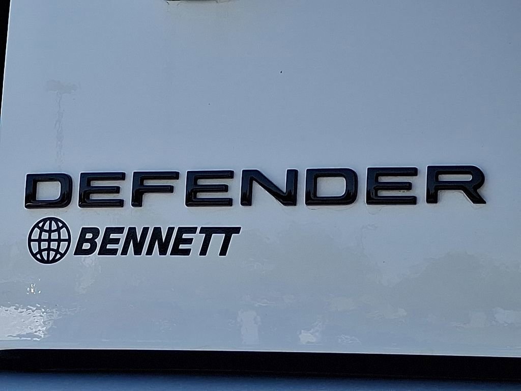 Certified 2025 Land Rover Defender 110 S AWD/4WD image 29
