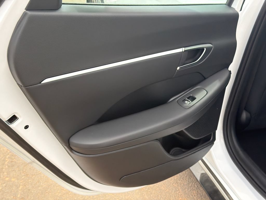 New 2026 Hyundai Sonata SEL FWD image 22