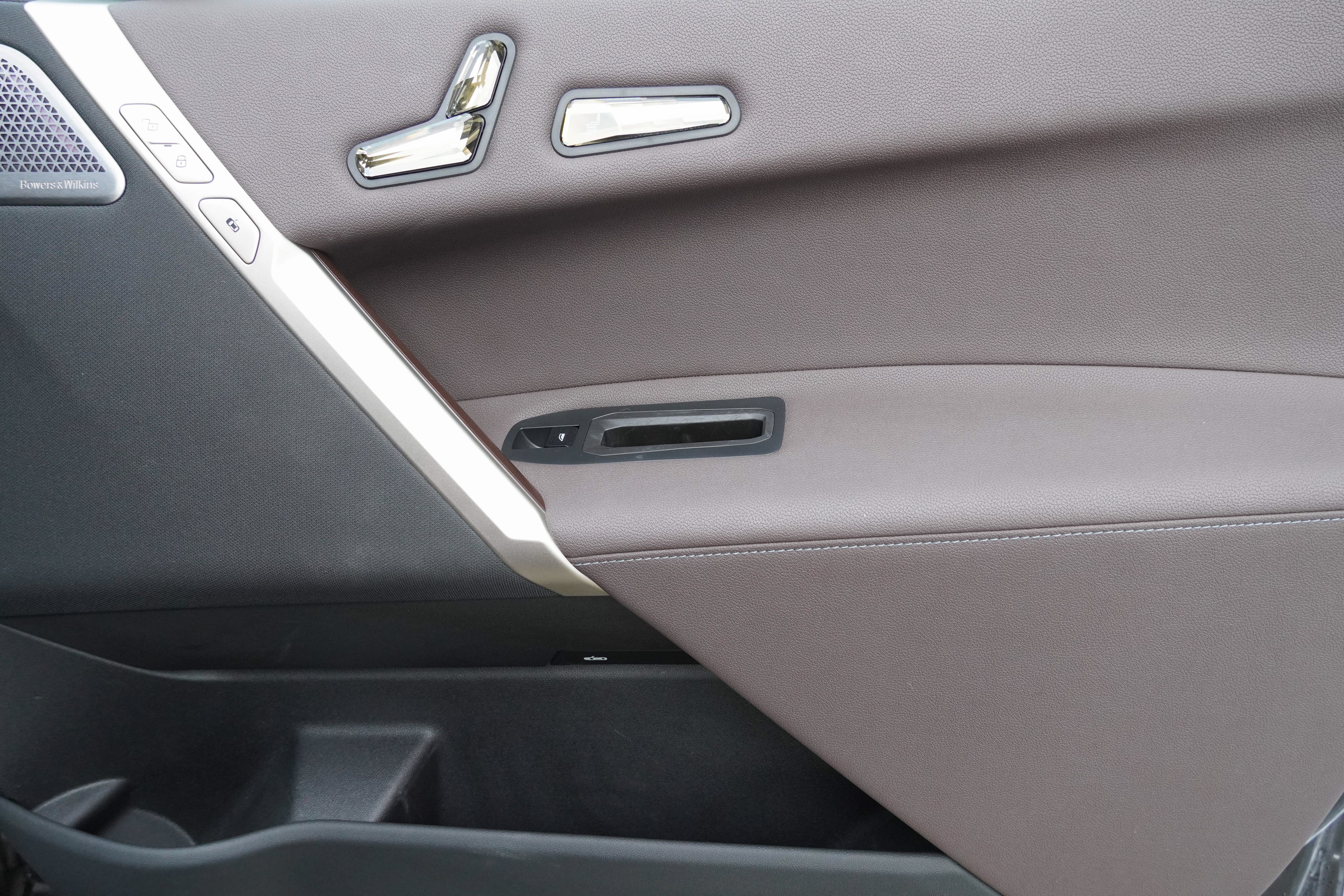 Certified 2024 BMW iX M60 AWD/4WD image 32