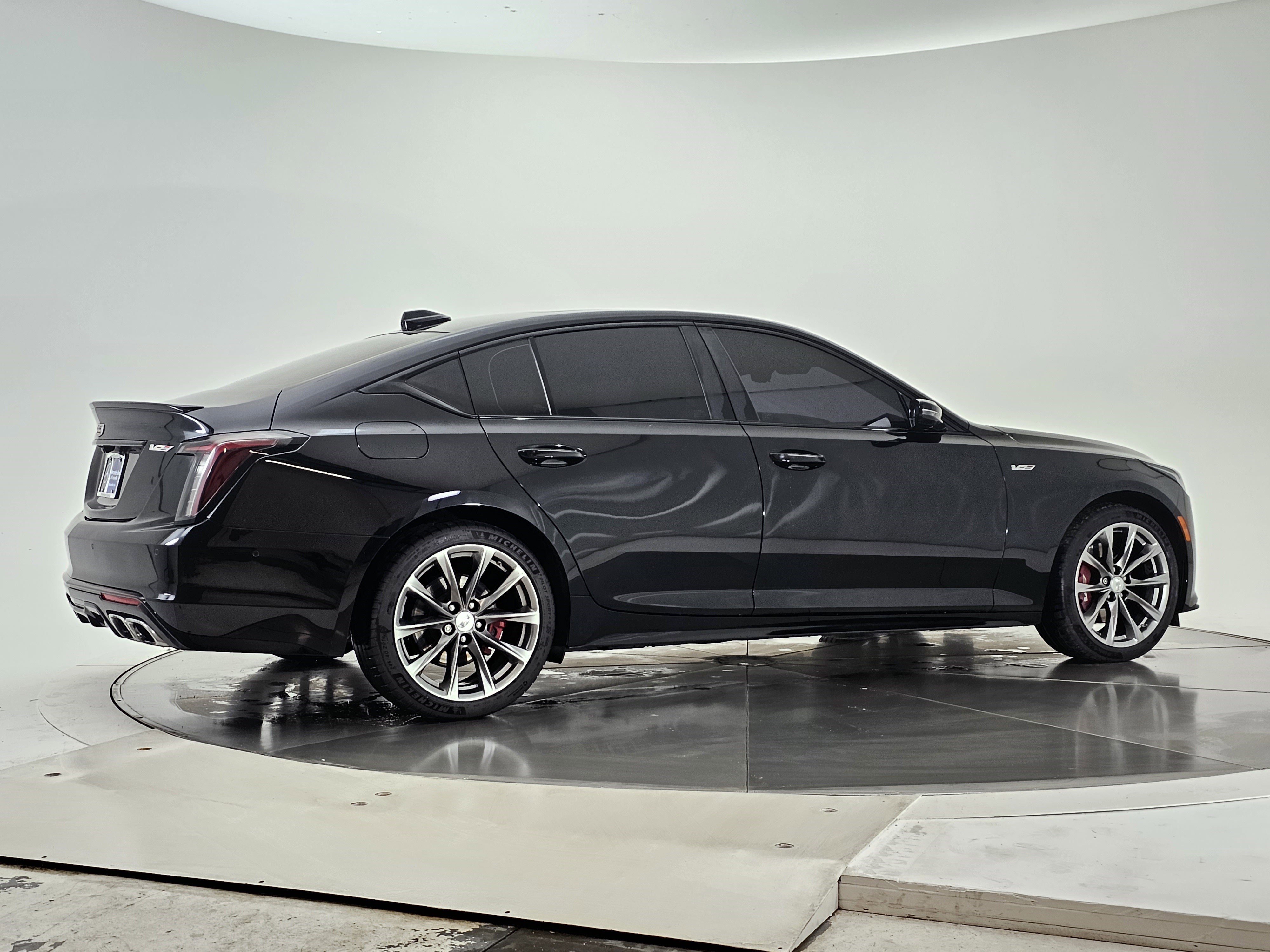Used 2021 Cadillac CT5 V w/ Premium Package image 3