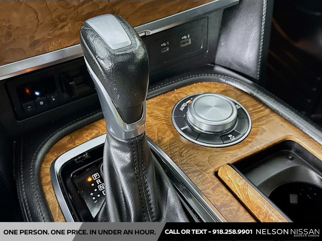 Used 2021 Nissan Armada SL w/ Captain's Chairs Package AWD/4WD image 17