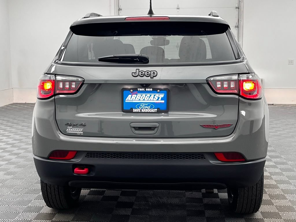 Used 2022 Jeep Compass Trailhawk AWD/4WD image 9