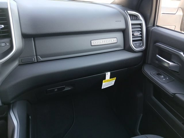 New 2026 RAM 3500 Big Horn AWD/4WD image 34