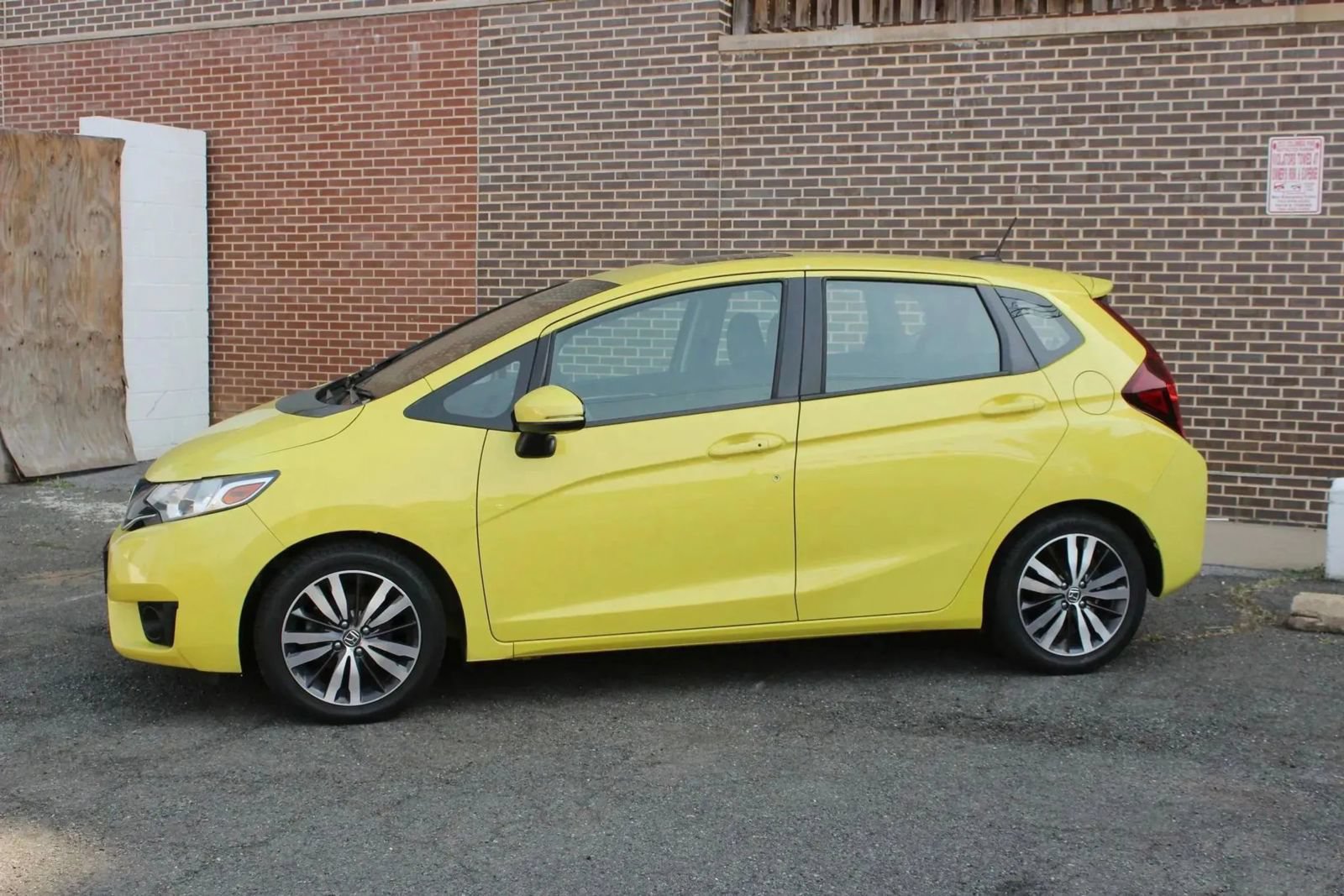 Used 2016 Honda Fit EX-L image 2