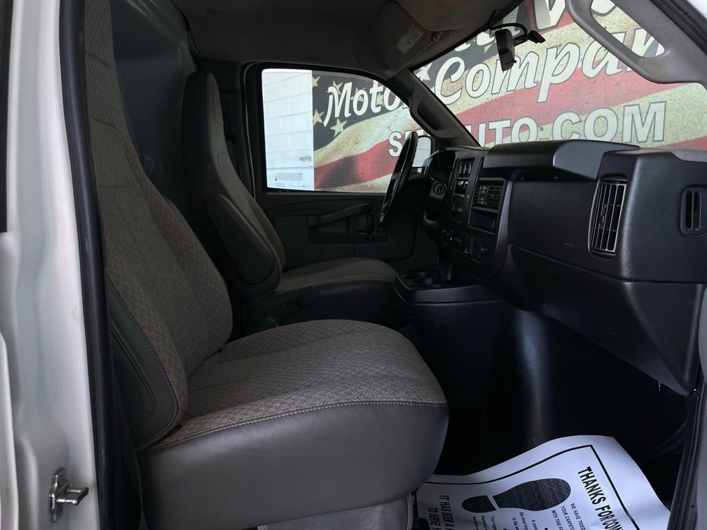 Used 2023 GMC Savana 2500 Work Van w/ Driver Convenience Package image 13
