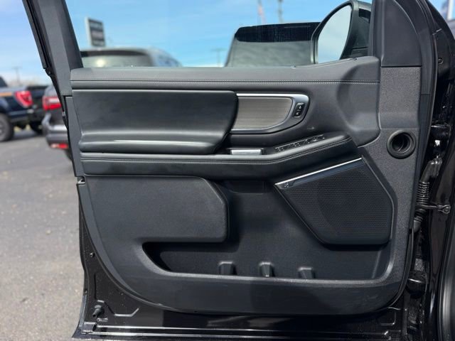 Used 2025 Ford Expedition Max Platinum image 14