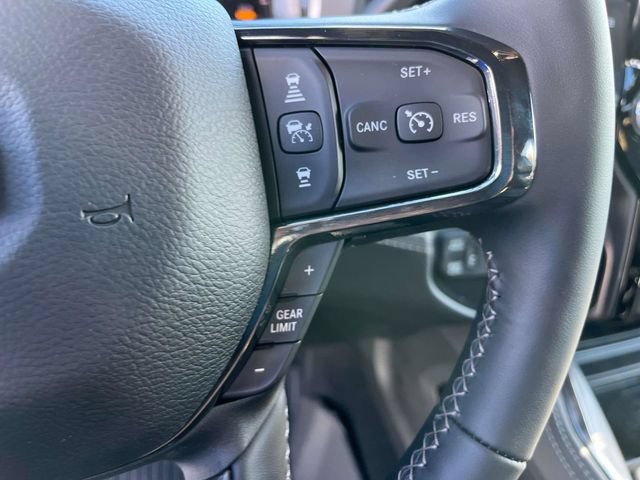 Used 2024 RAM 3500 Limited AWD/4WD image 34