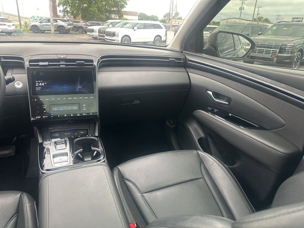 Used 2024 Hyundai Tucson Limited image 22