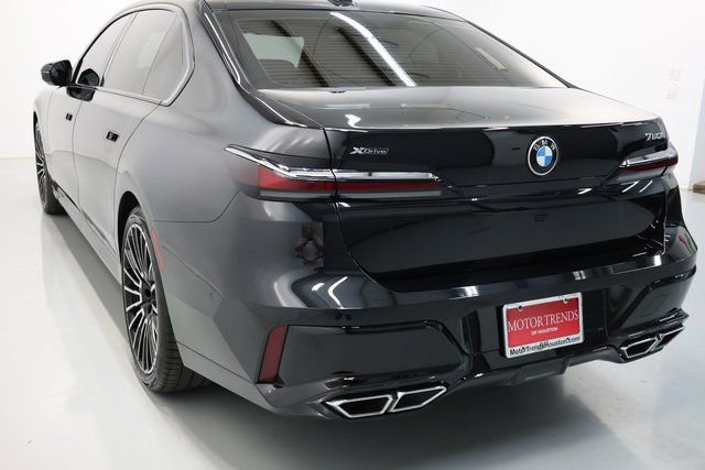 Used 2024 BMW 760i xDrive w/ Executive Package image 70