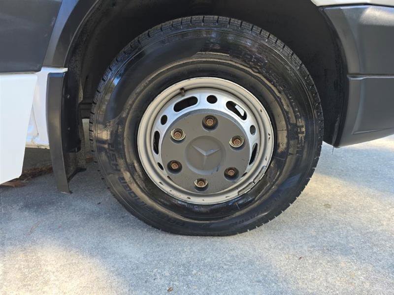 Used 2011 Mercedes-Benz Sprinter 3500 w/ Premium Pkg image 12