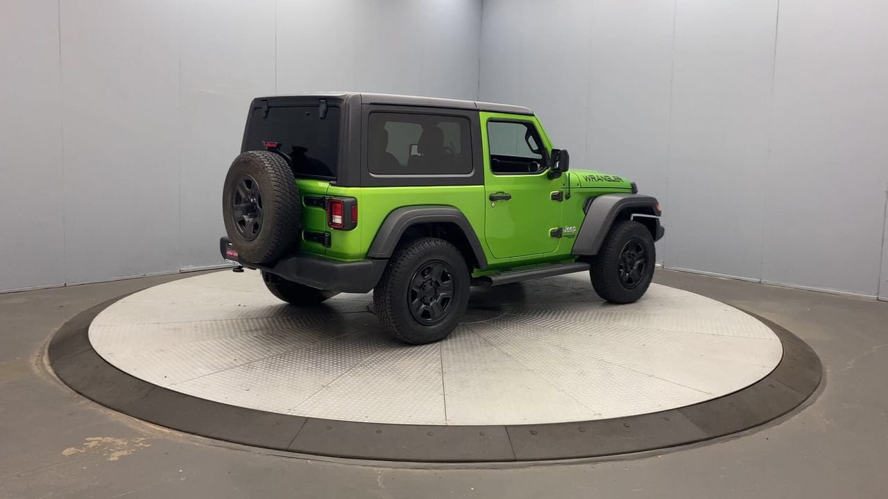 Used 2018 Jeep Wrangler Sport AWD/4WD image 5