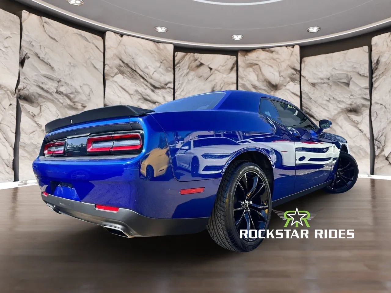Used 2018 Dodge Challenger SXT w/ Blacktop Package RWD image 30