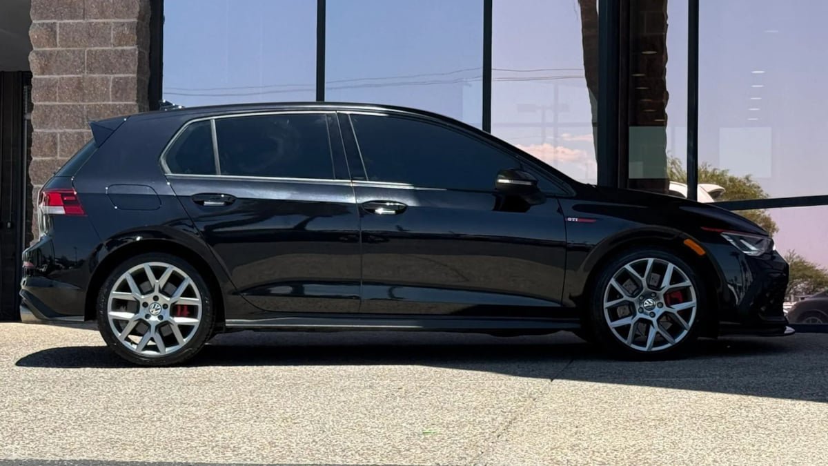 Used 2022 Volkswagen GTI S FWD image 15