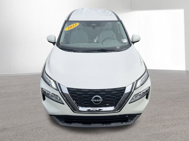 Used 2023 Nissan Rogue SV image 32