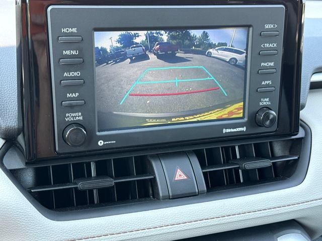 Used 2021 Toyota RAV4 XLE w/ XLE Grade Weather Package AWD/4WD image 25