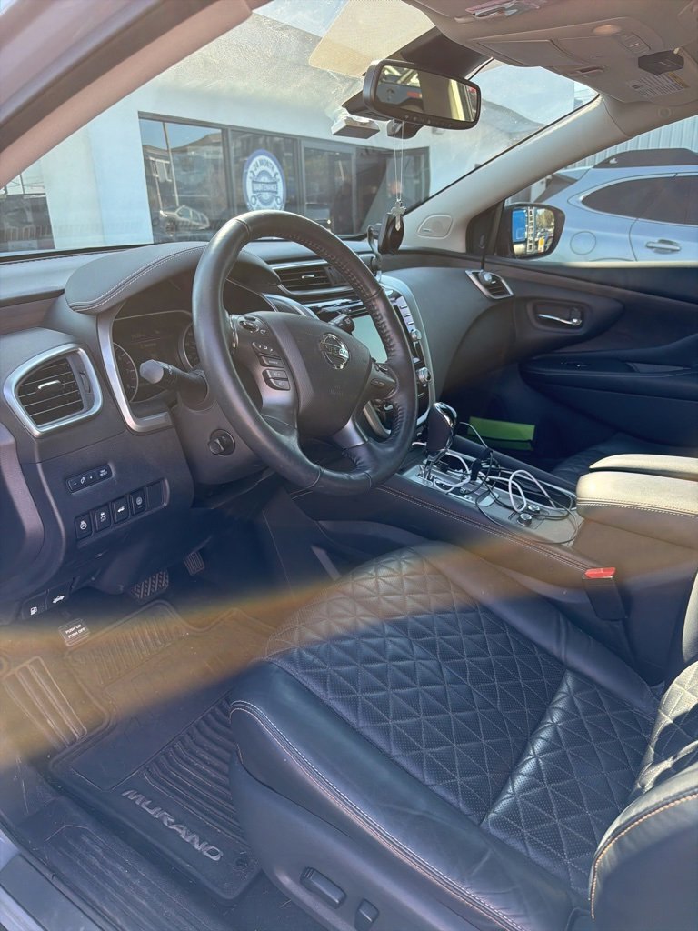 Used 2021 Nissan Murano Platinum w/ Cargo Package image 3