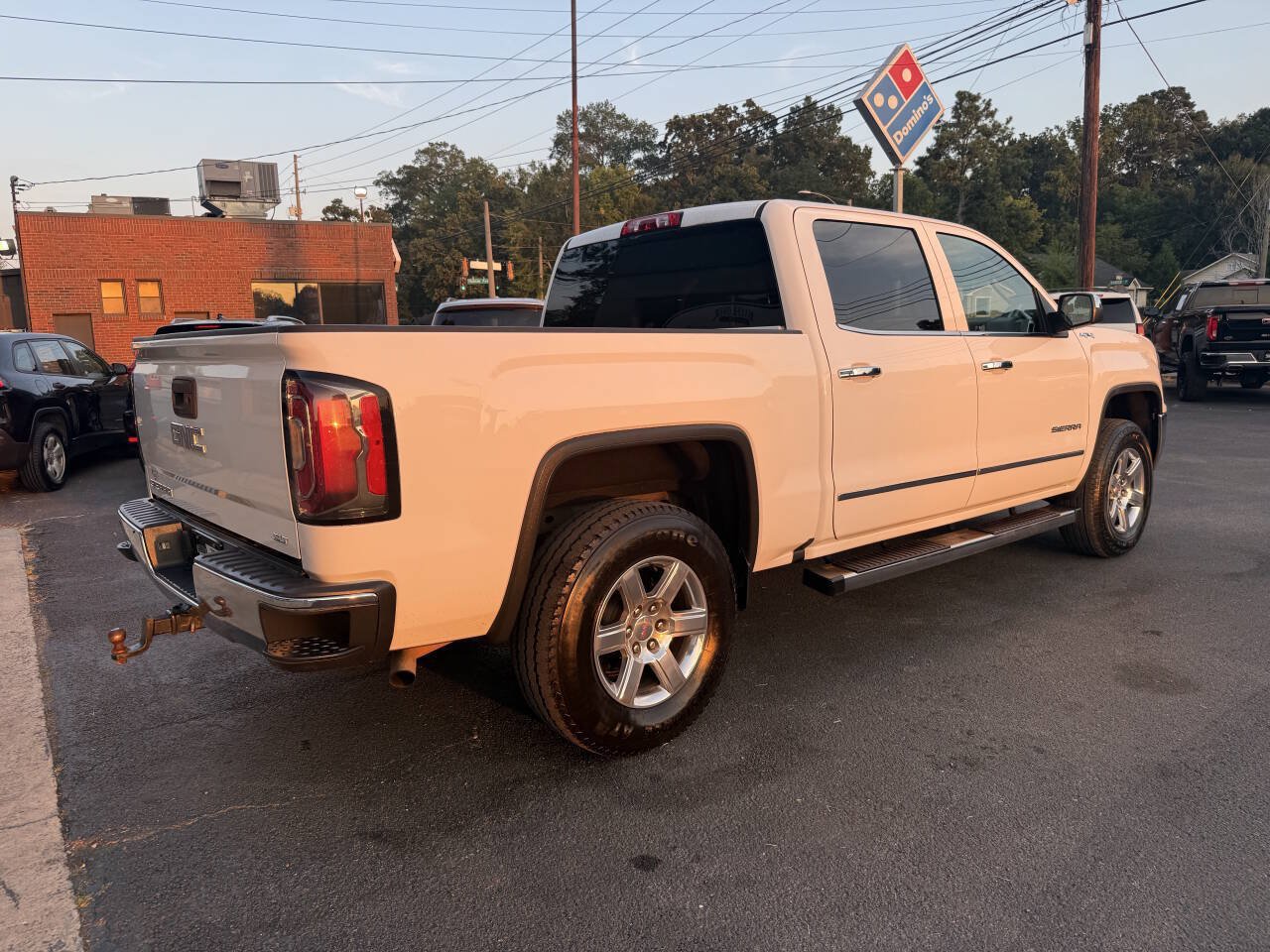 Used 2017 GMC Sierra 1500 SLT AWD/4WD image 11