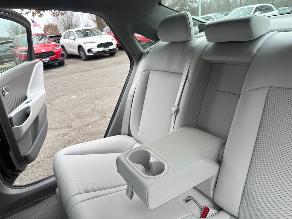 Used 2024 Hyundai Ioniq 6 SEL image 27