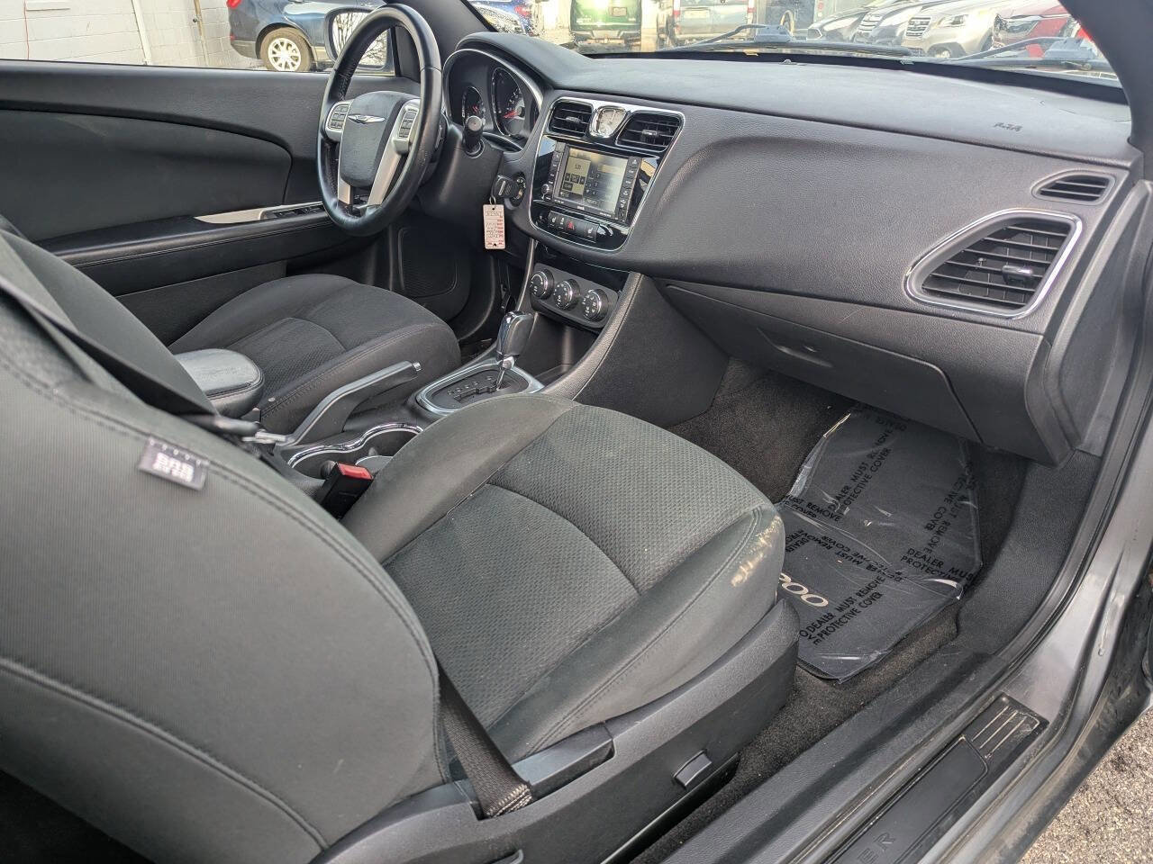 Used 2011 Chrysler 200 Touring w/ Cold Weather Group image 10