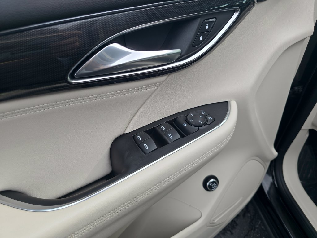 Used 2023 Buick Envision Preferred AWD/4WD image 25