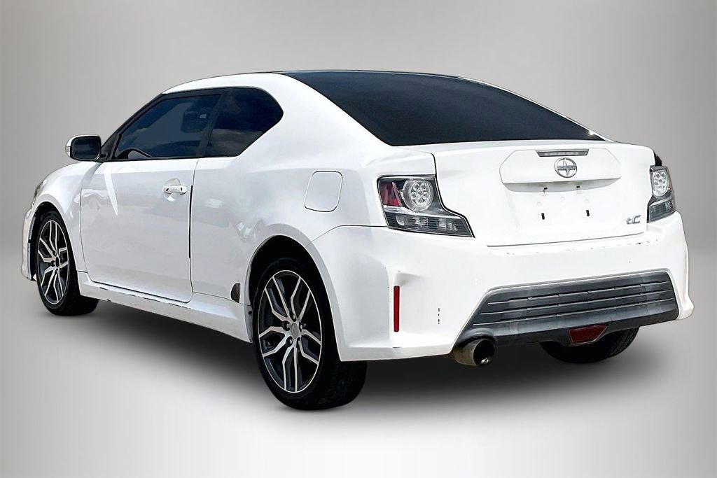 Used 2014 Scion tC FWD image 4