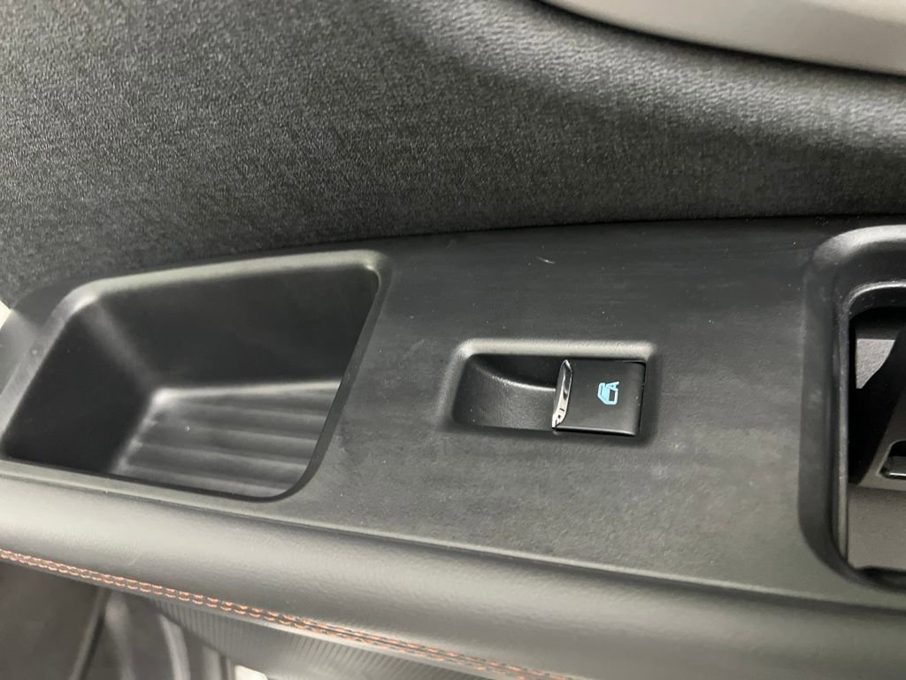 Used 2025 Ford Expedition Active image 20