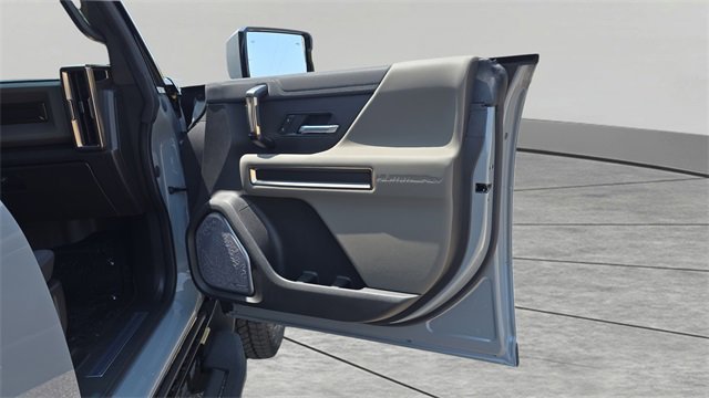New 2025 GMC Hummer EV 2X image 29