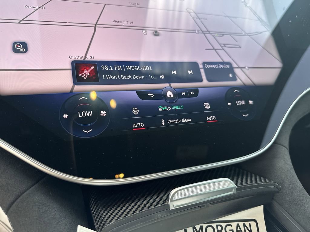 Used 2022 Mercedes-Benz EQS AMG 4MATIC image 25