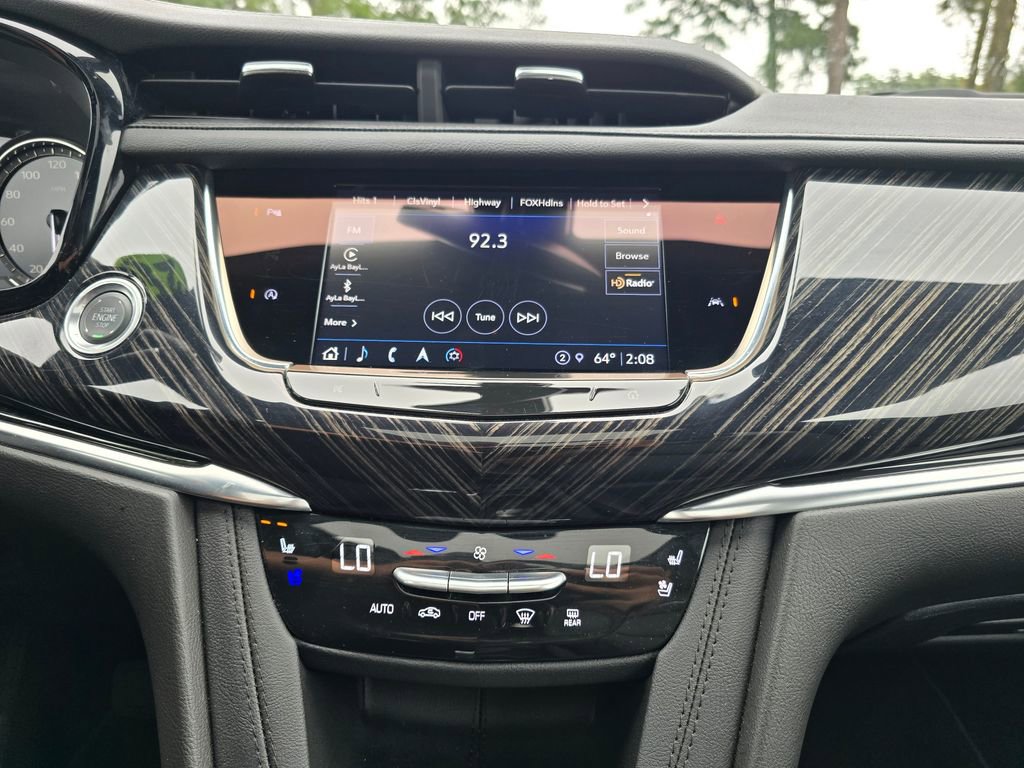Used 2025 Cadillac XT6 Premium Luxury image 23