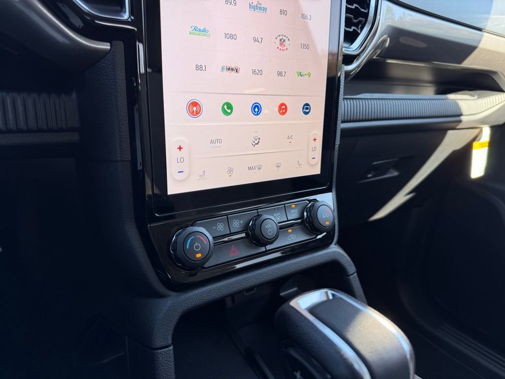 New 2025 Ford Ranger XLT w/ Equipment Group 301A High image 18