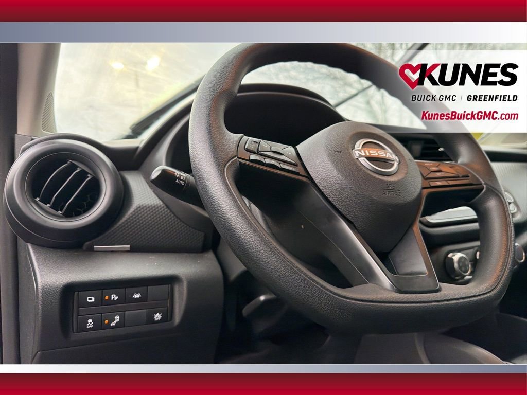 Used 2024 Nissan Kicks S image 15