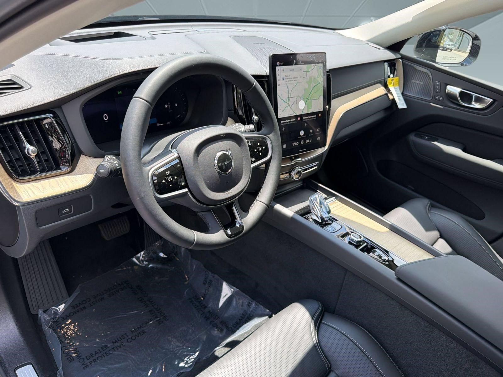New 2026 Volvo XC60 B5 Ultra w/ Climate Package AWD/4WD image 4