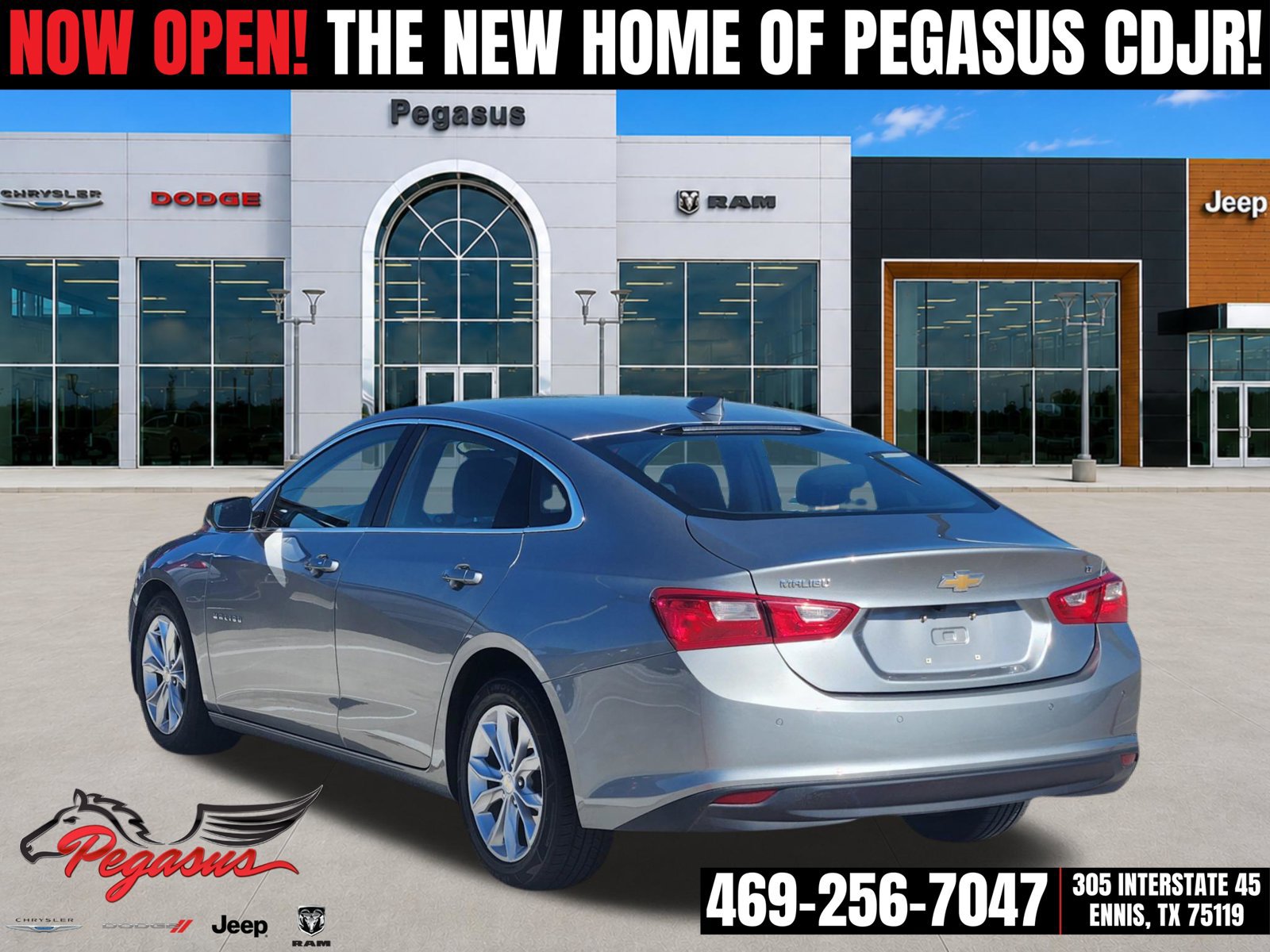 Used 2025 Chevrolet Malibu LT FWD image 4