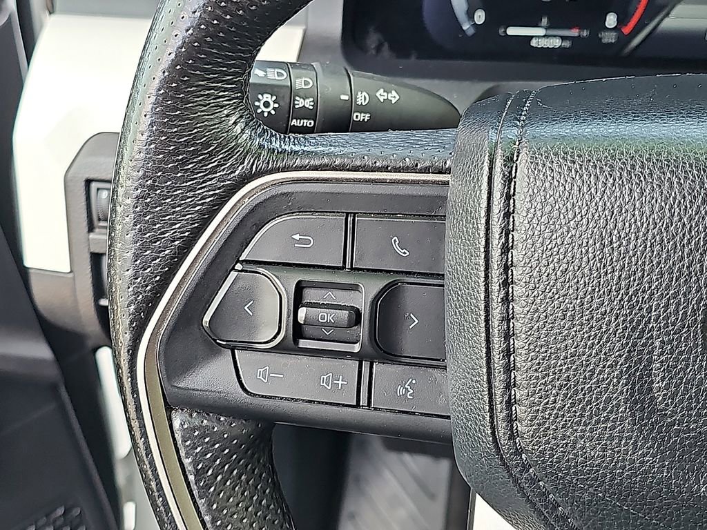 Used 2024 Toyota Tacoma TRD Off-Road AWD/4WD image 21