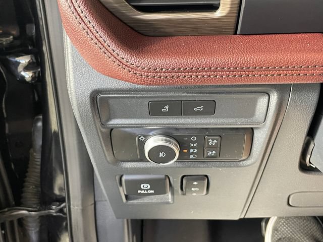 Certified 2022 Ford Expedition Max Limited w/ Equipment Group 302A AWD/4WD image 15