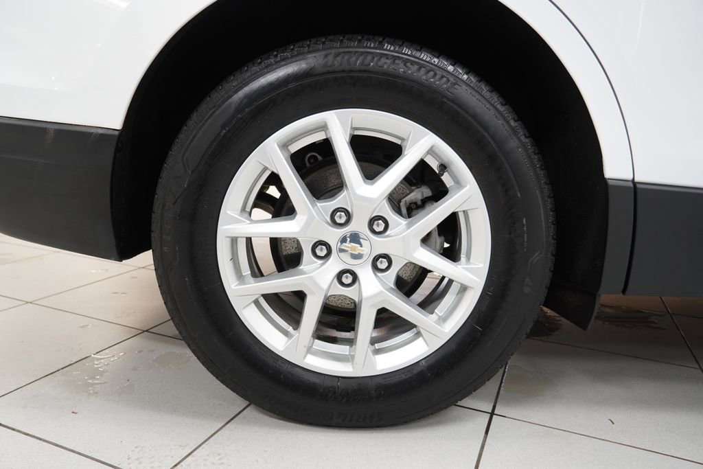 Used 2023 Chevrolet Equinox LS w/ LS Convenience Package image 28