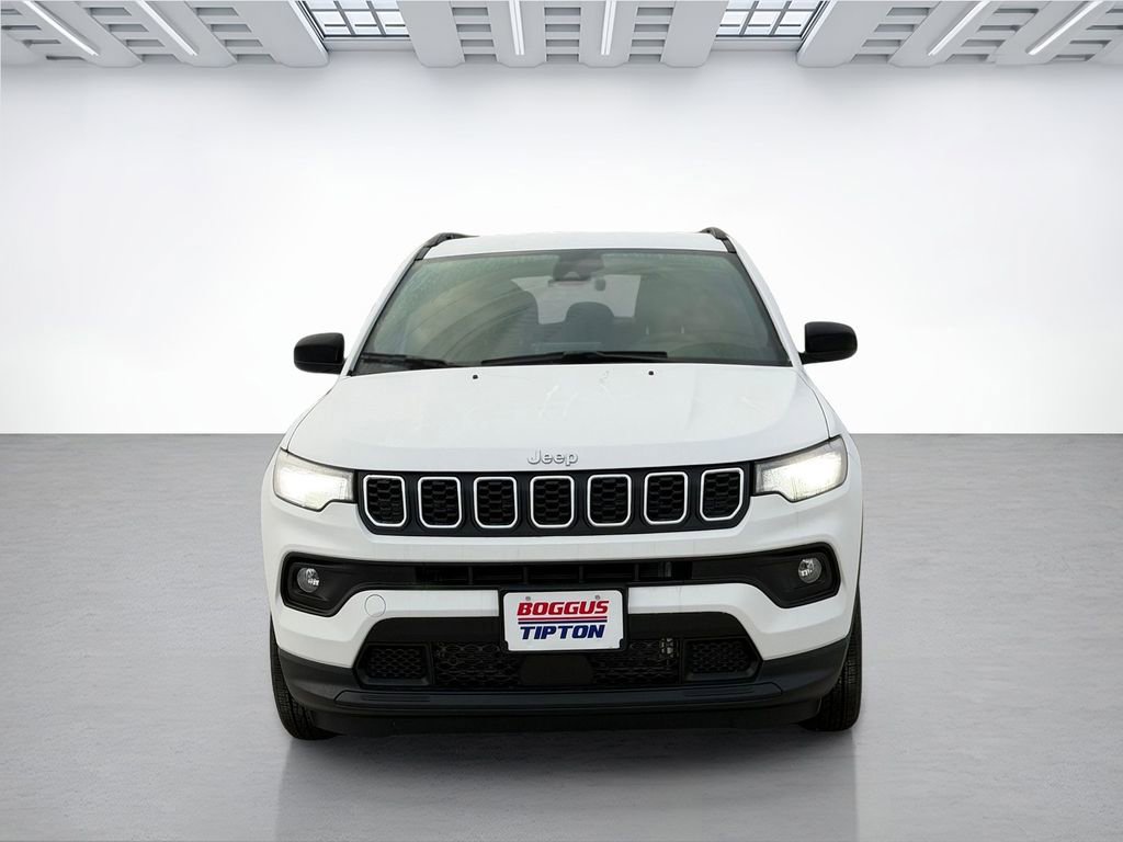 New 2026 Jeep Compass Latitude AWD/4WD image 8
