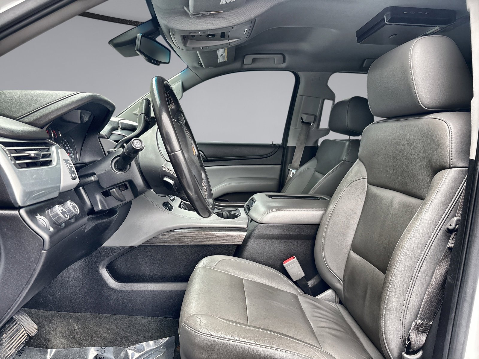 Used 2015 Chevrolet Suburban LT image 18