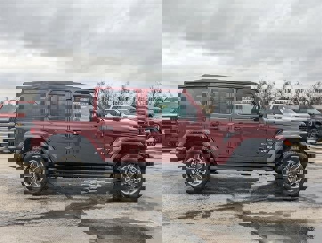 Used 2021 Jeep Wrangler Unlimited Sahara image 5