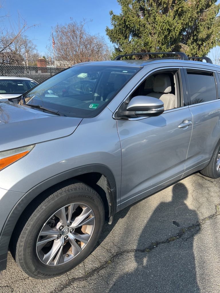 Used 2014 Toyota Highlander XLE
