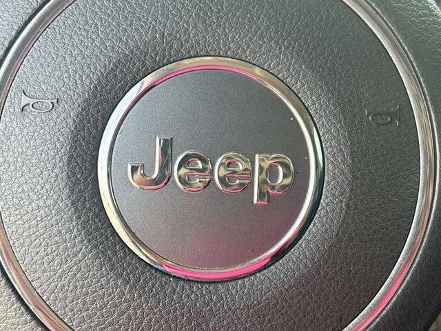 Used 2017 Jeep Patriot High Altitude AWD/4WD image 15