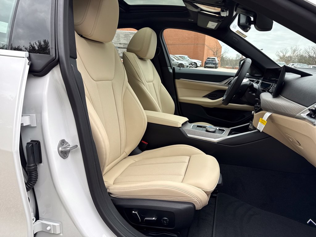 Used 2026 BMW i4 xDrive40i w/ Premium Package AWD/4WD image 30