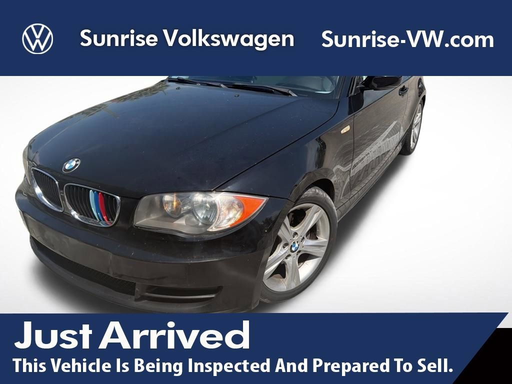 Used 2011 BMW 128i Coupe w/ Premium Pkg image 1