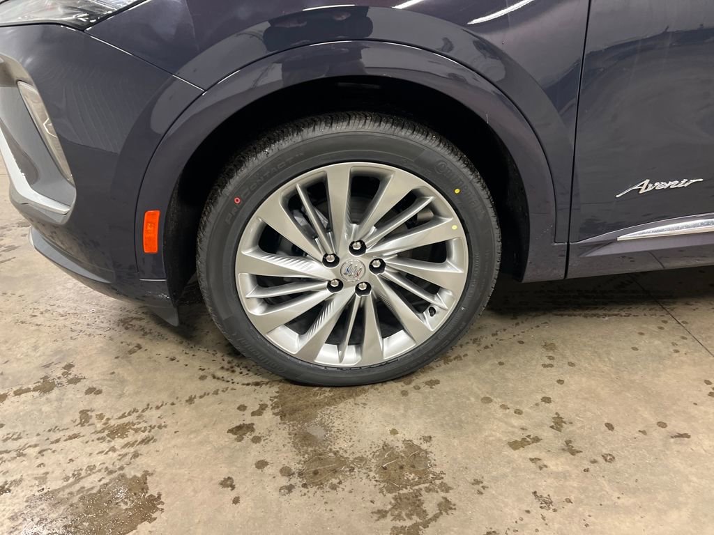 New 2026 Buick Envision Avenir image 9