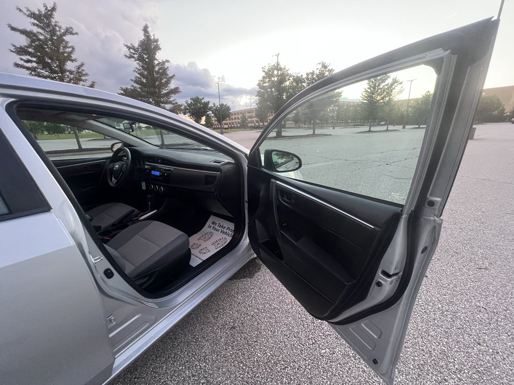 Used 2014 Toyota Corolla L FWD image 10