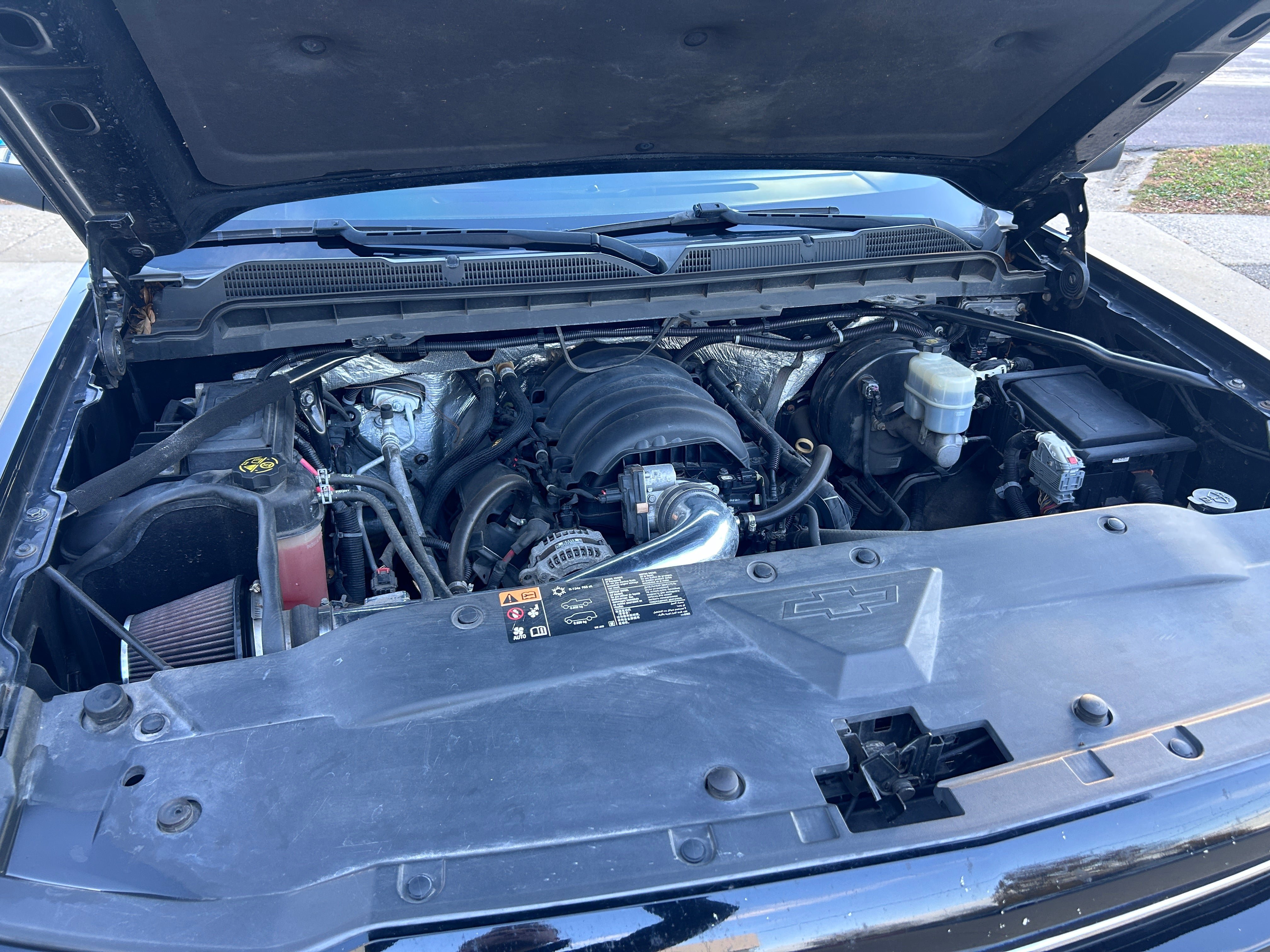 Used 2016 Chevrolet Silverado 1500 LTZ Z71 w/ LTZ Plus Package AWD/4WD image 11