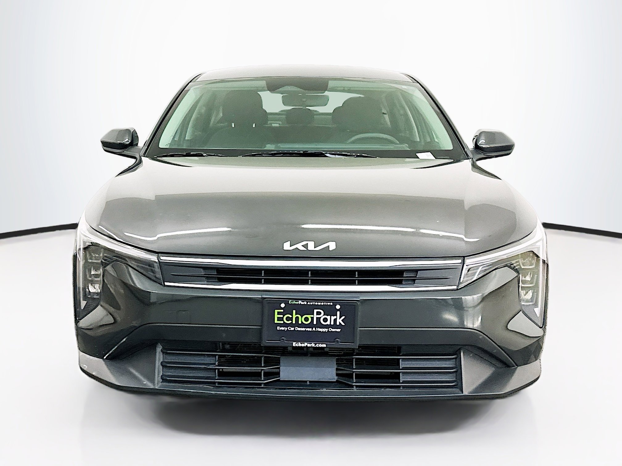 Used 2025 Kia K4 FWD image 2